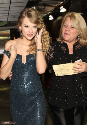 taylor_0037.jpg