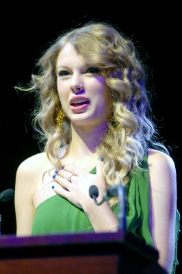 taylor_0015.jpg