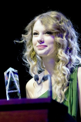 taylor_0016.jpg