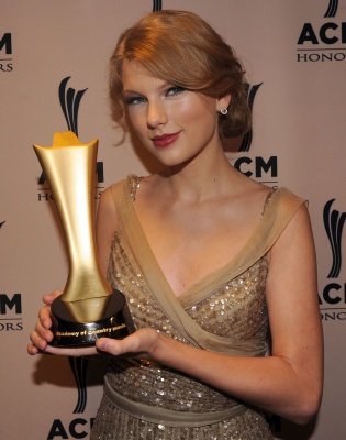 taylor_0019.jpg