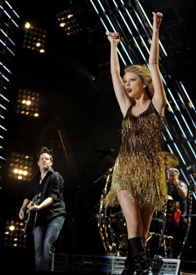taylor_0007.jpg