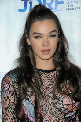 hailee_0001.jpg