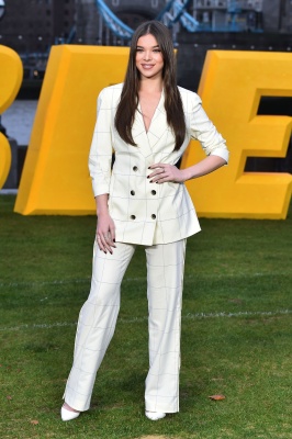 hailee_0101.jpg