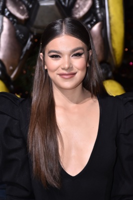 hailee_0101.jpg