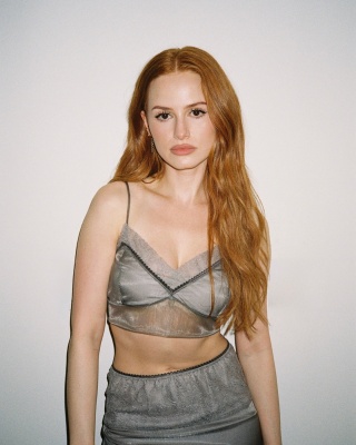 m_0002.jpg
