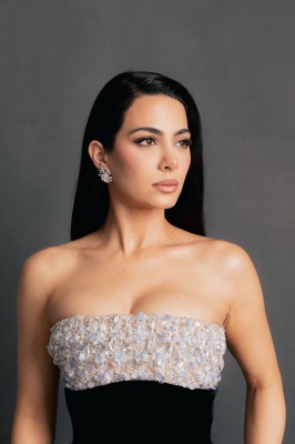 726365512_emeraude-toubia-voguemx-2.jpg