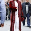 90893846_jennifer_lopez_12122018_adds_07.jpg