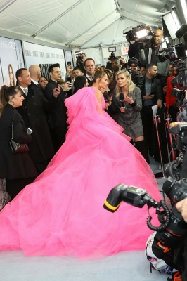 90909239_jennifer_lopez_12122018_32.jpg