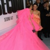 90909210_jennifer_lopez_12122018_04.jpg