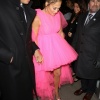 90909215_jennifer_lopez_12122018_09.jpg