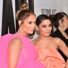 90909281_jennifer_lopez_12122018_72.jpg