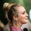 84435914_84422868_kaley-cuoco_06102018e1_13.jpg