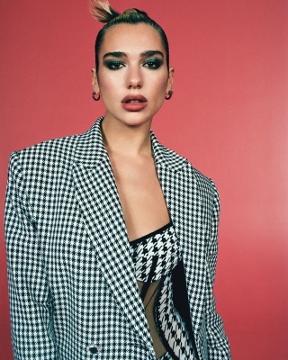 dualipa_0003.jpg