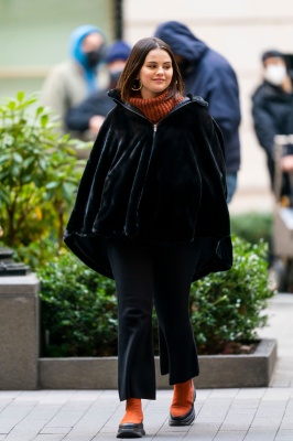 goddessgomez_0022.jpg