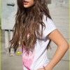 846137628_selena_gomez_letterman_appearance_neo_campaign_pics_11_122_198lo.jpg