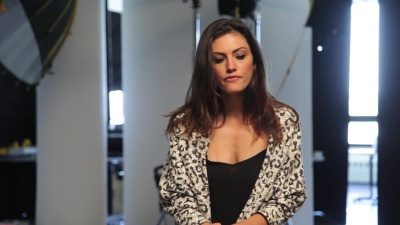 MEET_PHOEBE_TONKIN_066.jpg