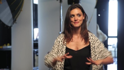 MEET_PHOEBE_TONKIN_716.jpg