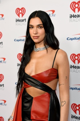 dualipa_0003.jpg