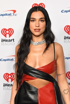 dualipa_0011.jpg