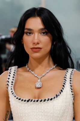 dualipa_0204.jpg