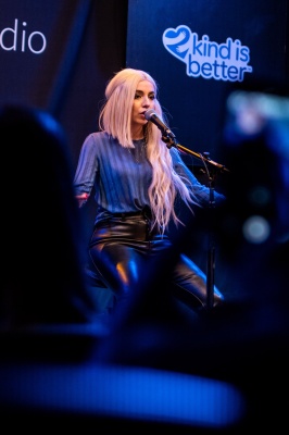 avamax_0006.jpg