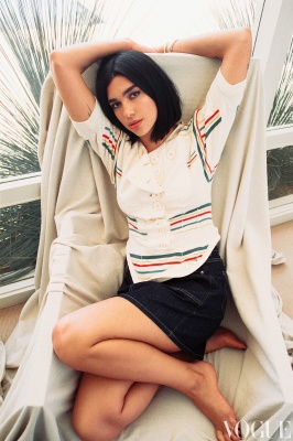 dualipa_0001.jpg