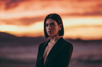 dualipa_0003.jpg