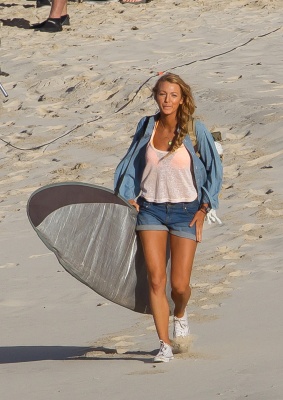 BlakeLively102815_89.jpg