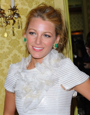 69681094_blake-lively-1.jpg