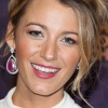 62013479_blake-lively03.jpg