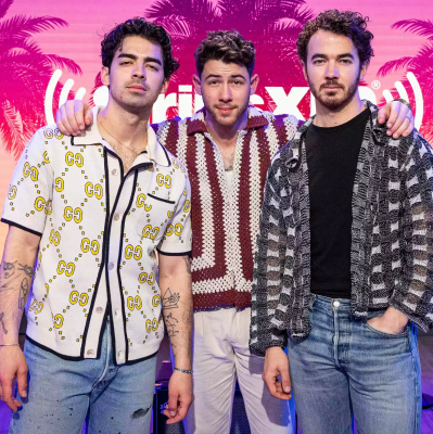 jonasbrothers_0001.png