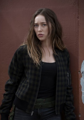 67270930_alycia_002.jpg