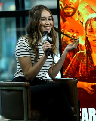 alycia_0026.jpg