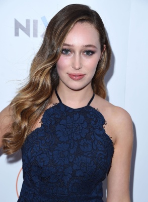 alycia_0102.jpg