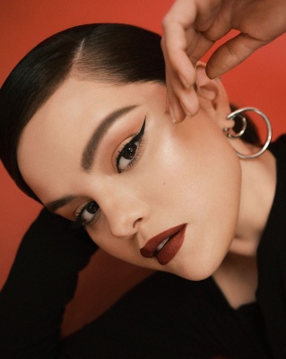goddessgomez_0003~0.jpg