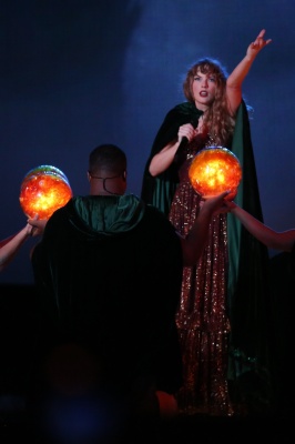taylor_0387.jpg