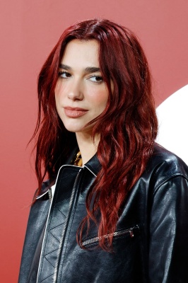 dualipa_0002.jpg