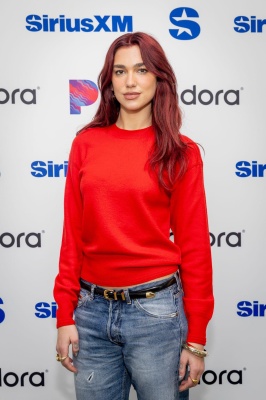 dualipa_0005.jpg