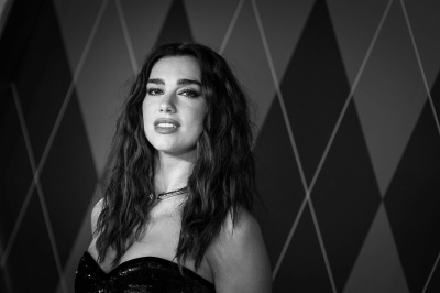 dualipa_0107~0.jpg