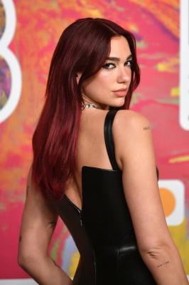 dualipa_0123.jpg