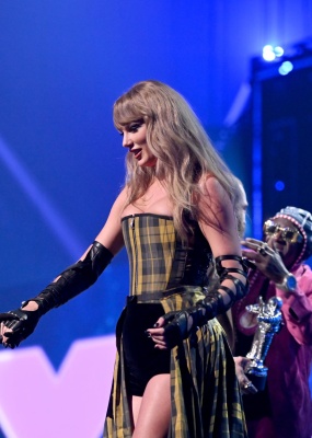 TAYLOR_0339.jpg