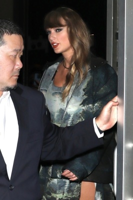 TAYLOR_0090.jpg