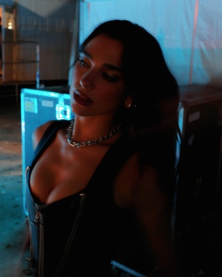 dualipa_0006.jpg