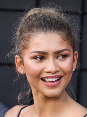 zendaya_0325.jpg