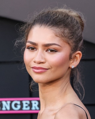 zendaya_0404.jpg