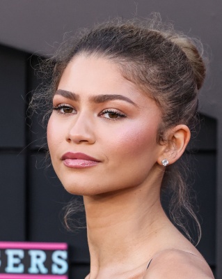 zendaya_0703.jpg