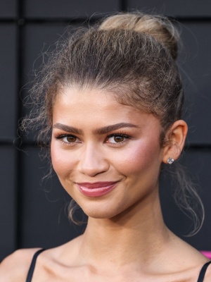 zendaya_0717.jpg