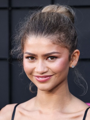 zendaya_0720.jpg