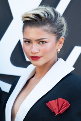 zendaya_0327.jpg