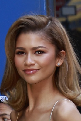 zendaya_0318.jpg